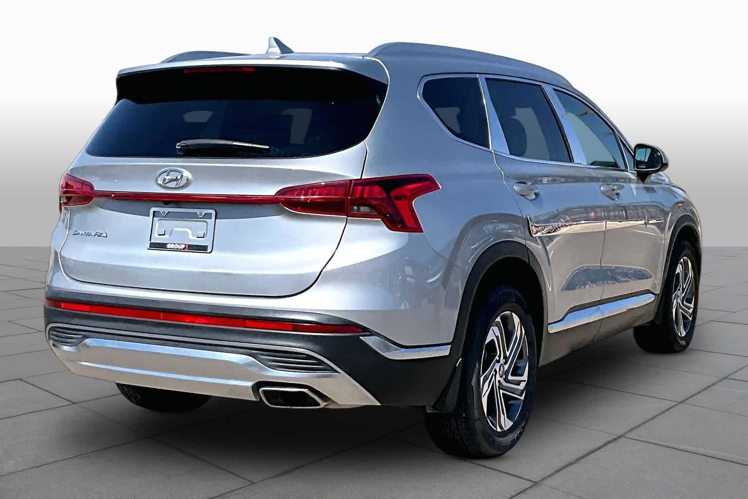 Used 2021 Shimmering Silver Hyundai SEL image 13