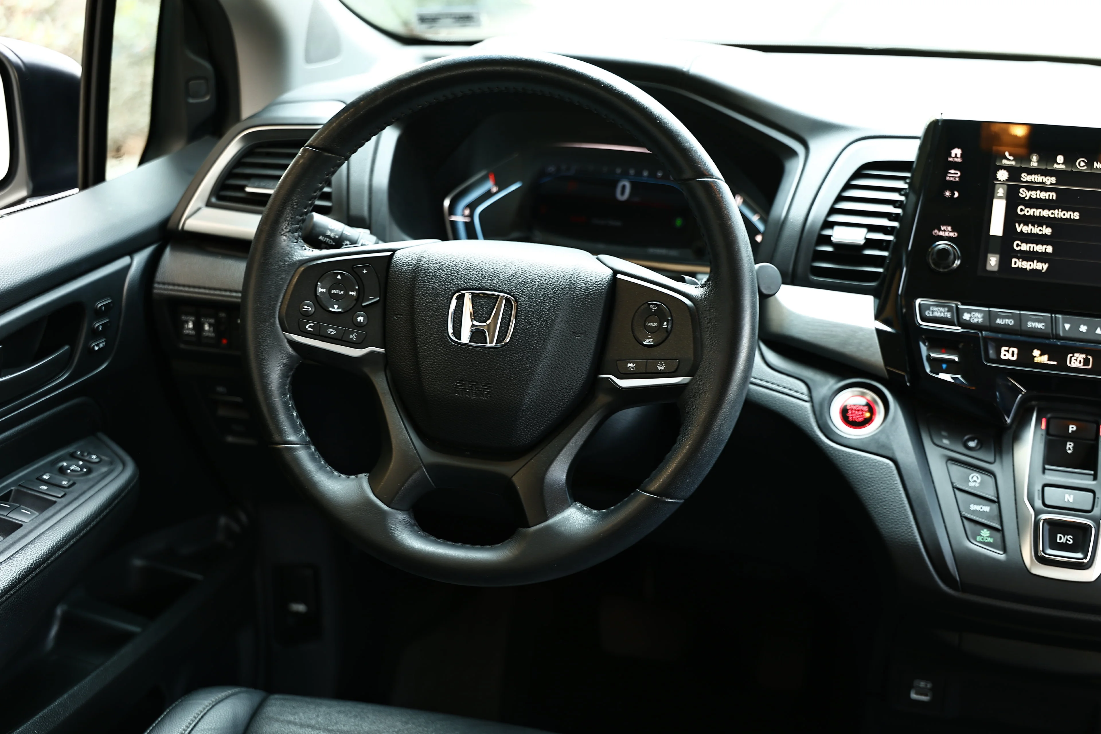 Used 2024 Platinum White Honda EX-L image 25