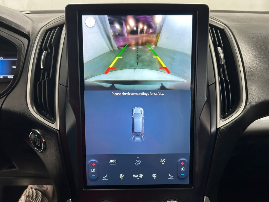Used 2023 Gray Ford SEL image 26