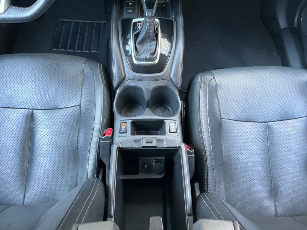 Used 2020 Black Nissan SL image 11