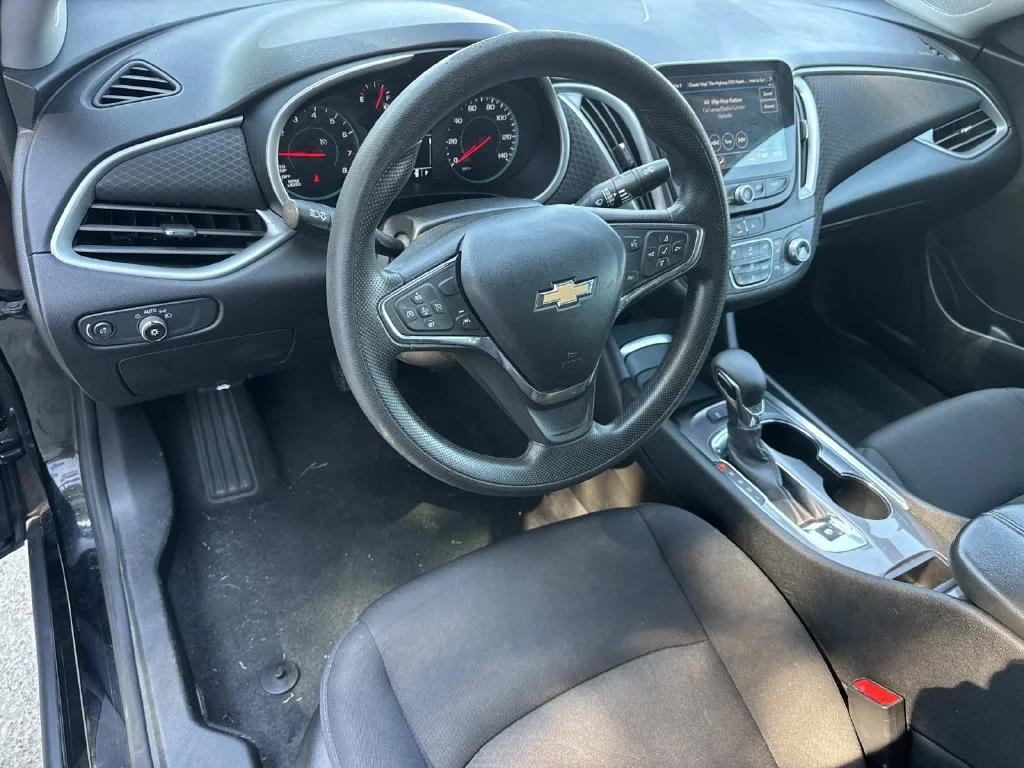Used 2024 Black Chevrolet LT image 33