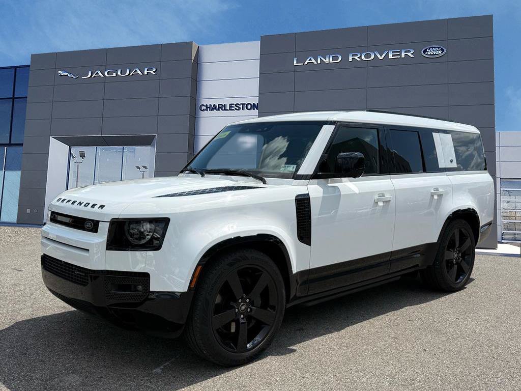 Certified Used 2023 Santorini_black Land Rover X-Dynamic SE image 1