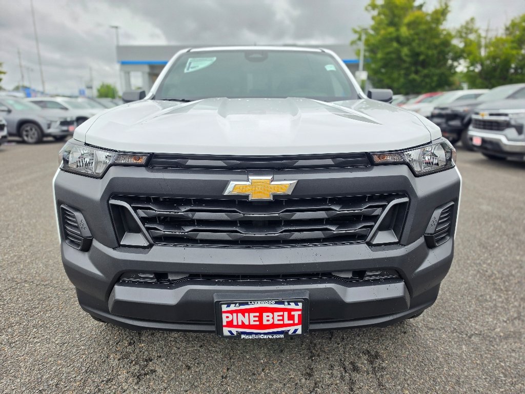 New 2026 Summit White Chevrolet Work Truck image 7