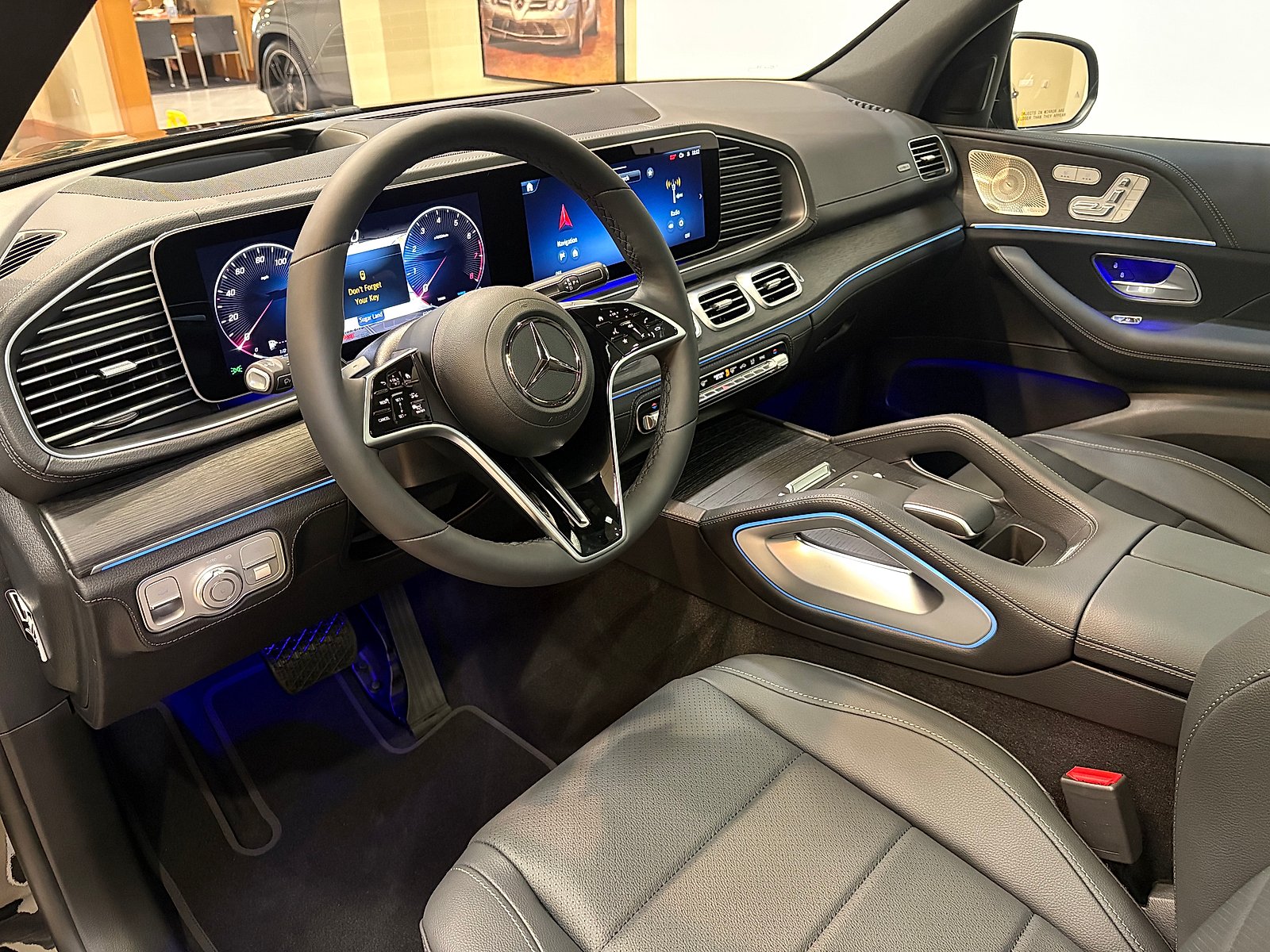 New 2026 Obsidian Black Metallic Mercedes-Benz 4MATIC® image 12