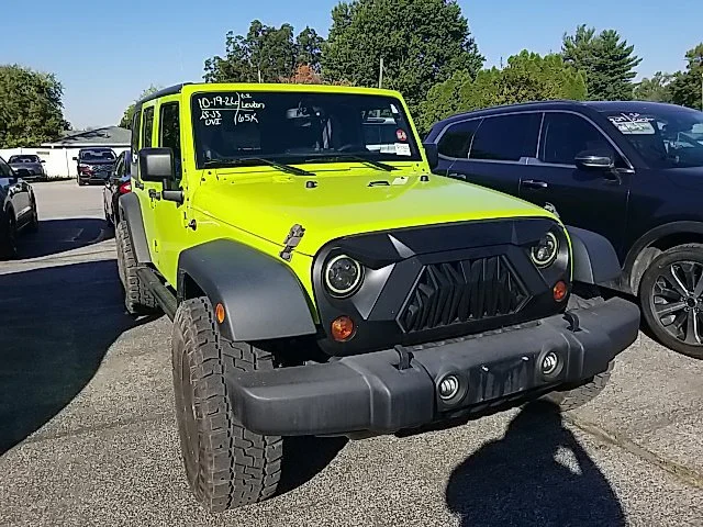 Used 2013 Green Jeep Sport image 6