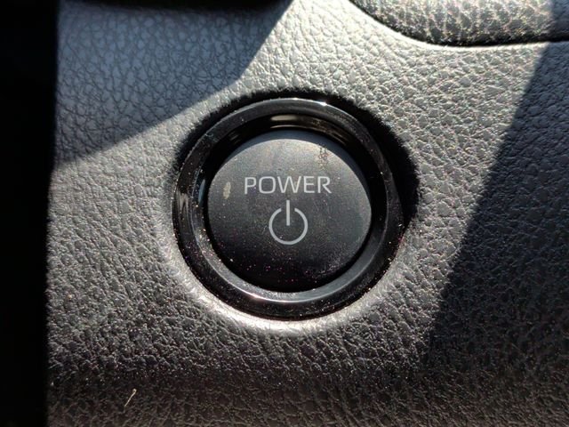 Certified Used 2025  Toyota LE image 24