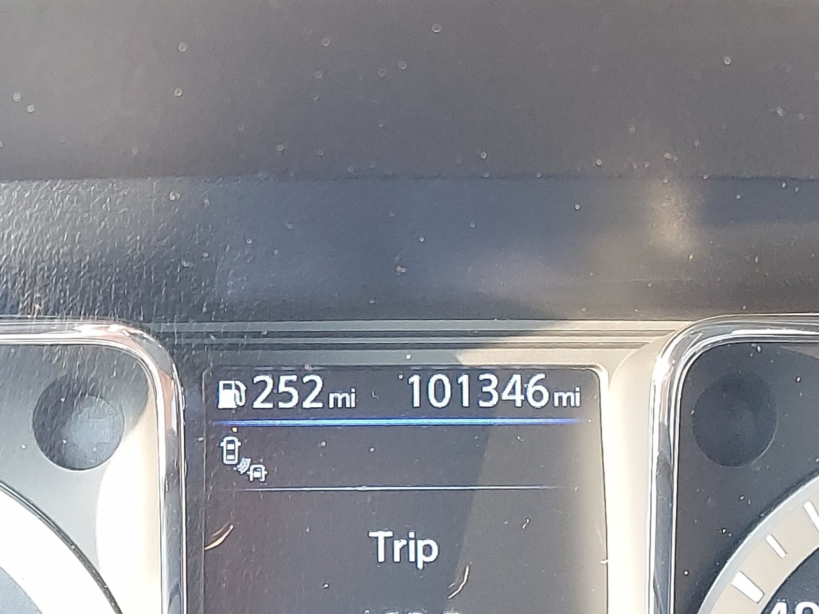 Used 2019 Magnetic Black Metallic Nissan Platinum Reserve image 2