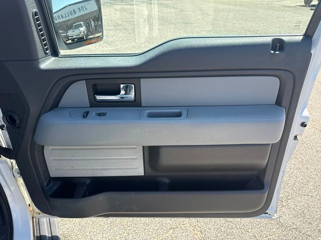Used 2012 White Ford XLT image 24