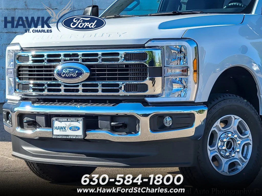 New 2026 Oxford White Ford F-250® XLT image 1