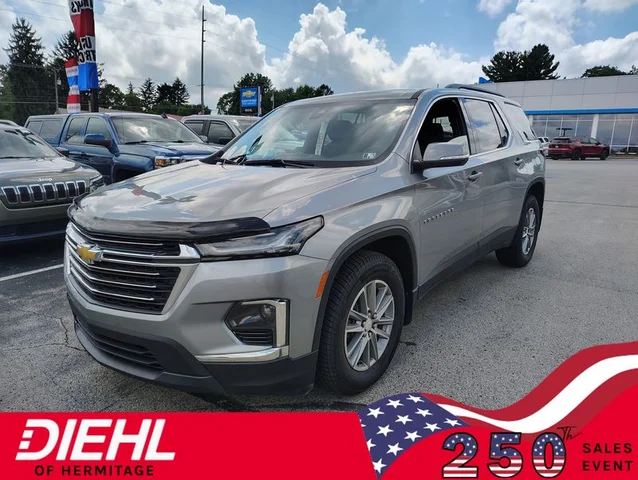 2023 Chevrolet Traverse LT Leather