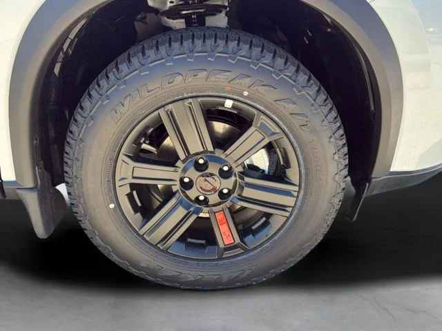 New 2026 Everest White Pearl TriCoat Nissan Rock Creek image 29