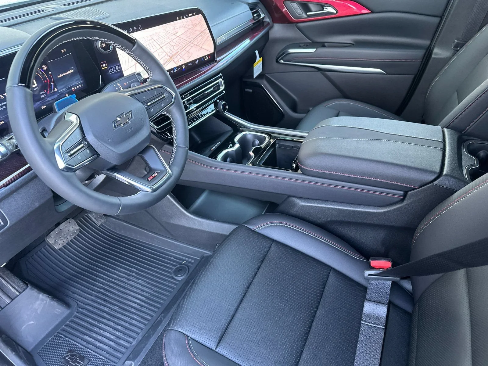 2026 Chevrolet Traverse Z71 - Photo 10