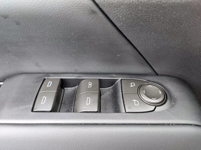 Used 2026 White GMC Elevation image 39