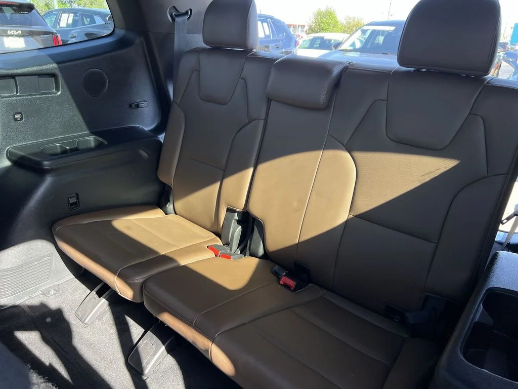 Used 2022 Black Kia SX image 24