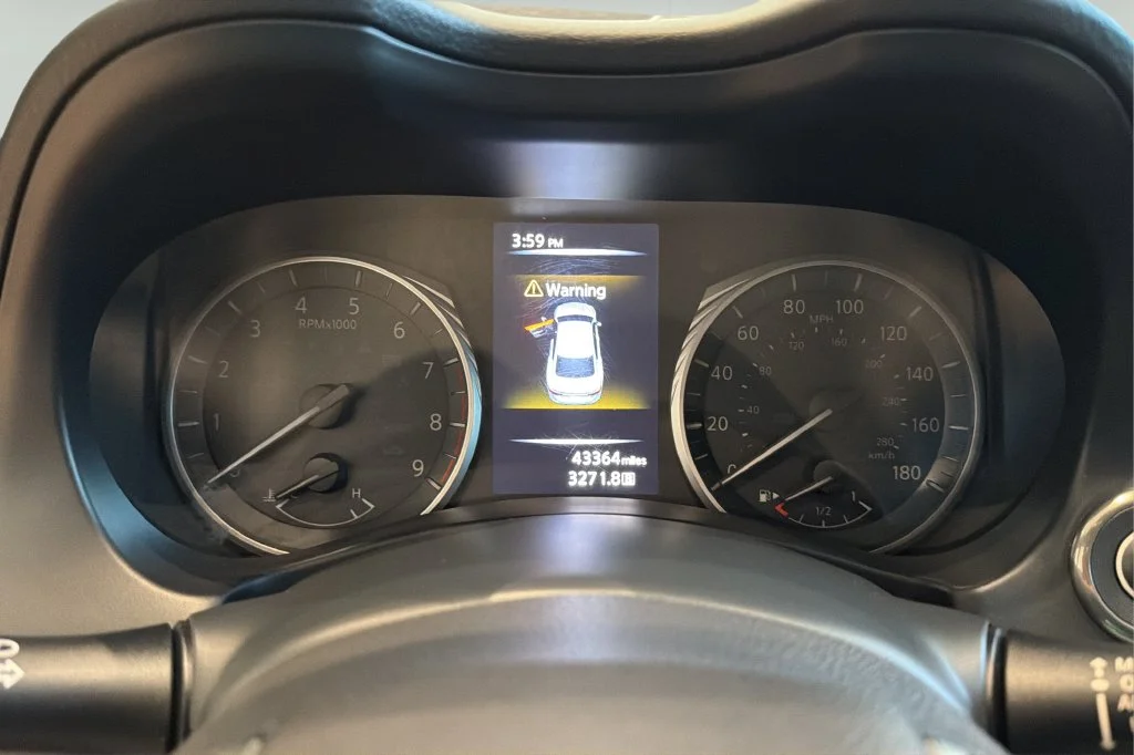Used 2023 Black INFINITI Red Sport 400 image 24