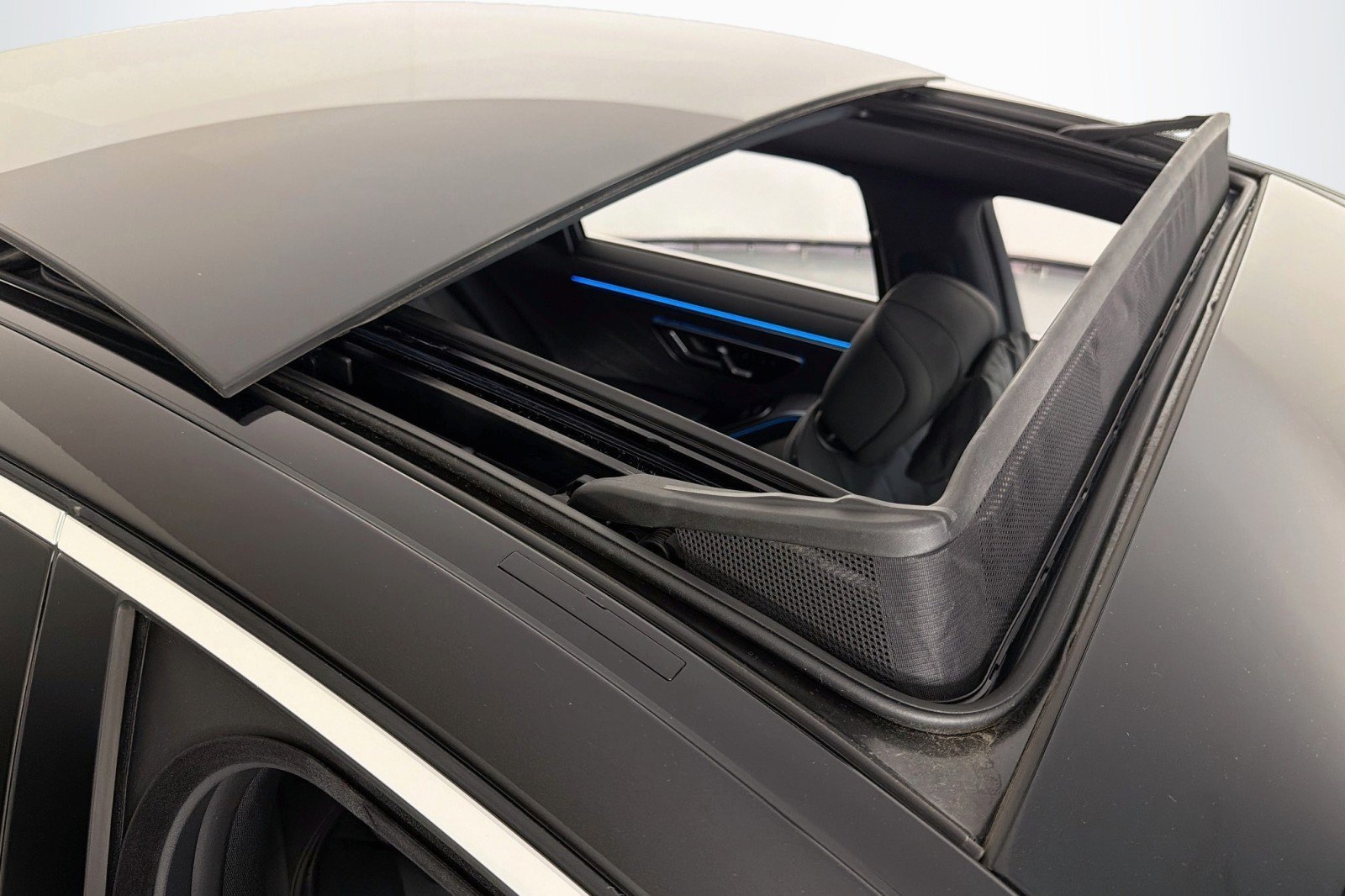New 2027 Obsidian Black Metallic Mercedes-Benz S 580 4MATIC® Sedan image 24