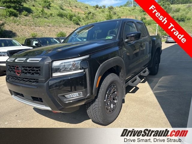 2025 Nissan Frontier PRO-4X Crew Cab 4X4's photo