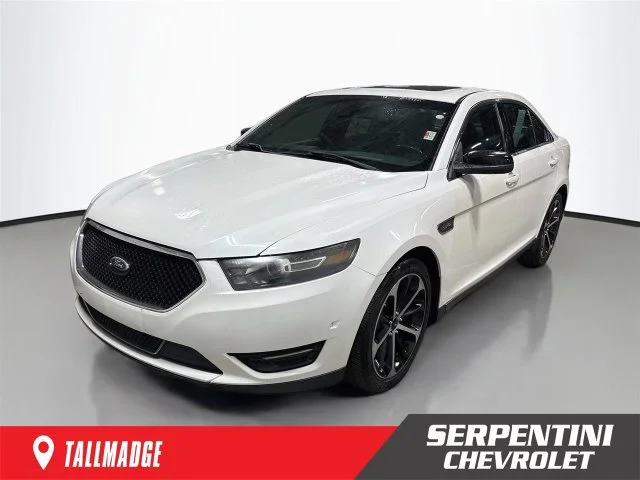 2016 Ford Taurus SHO