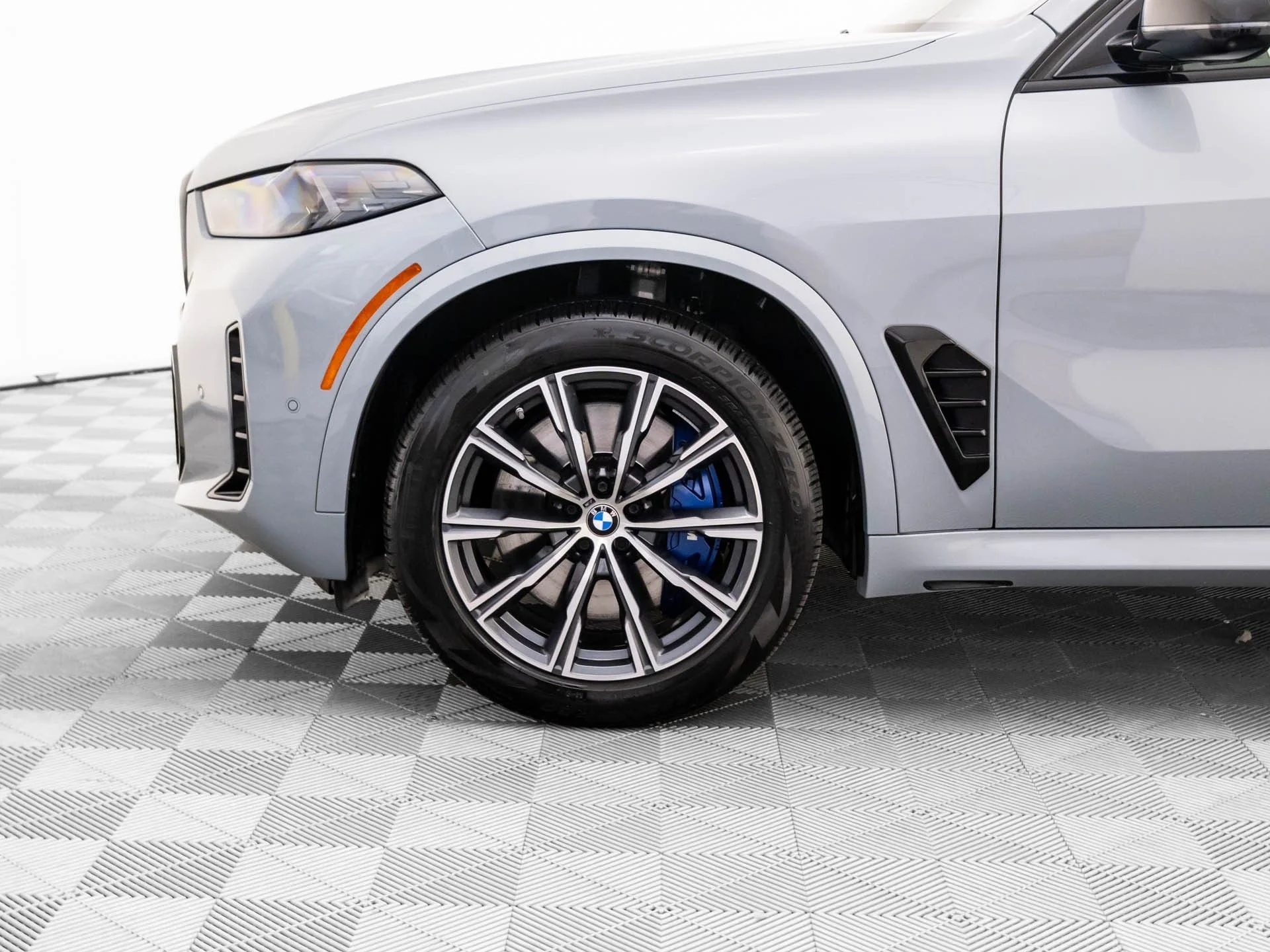 Certified Used 2024 Gray BMW M60i image 37