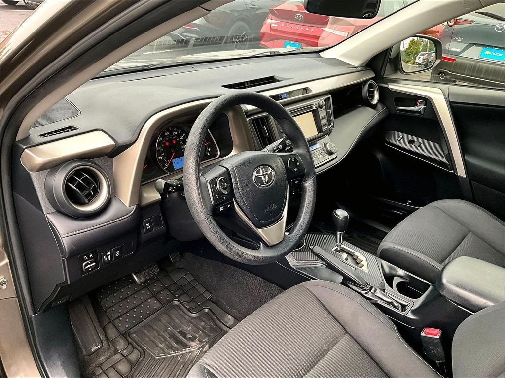 Used 2015 Brown Toyota XLE image 8