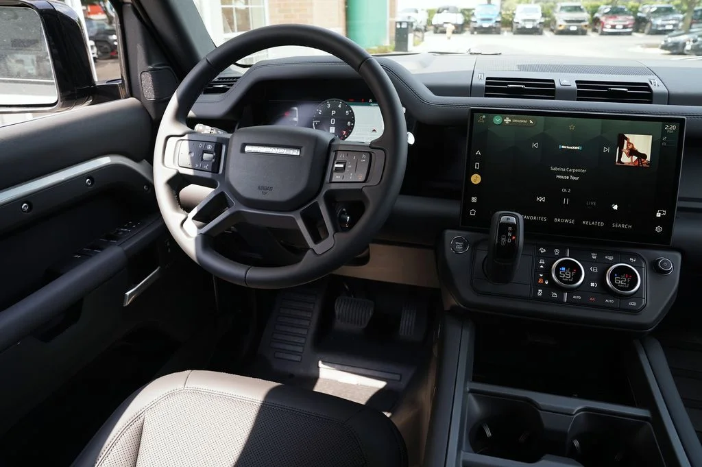 New 2026 Borasco Grey Land Rover X-Dynamic SE image 15