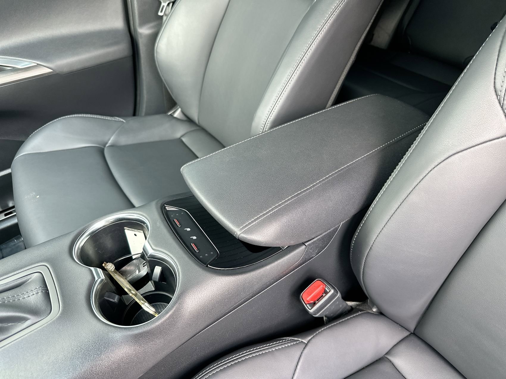 Used 2024 Coastal Gray Toyota XLE image 20