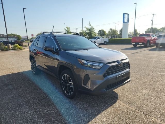 Used 2025 Gray Toyota XLE image 3