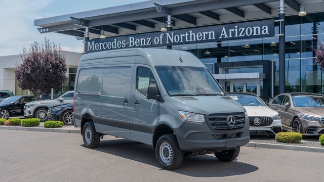 2026 Mercedes-Benz Sprinter 2500 Cargo 144 WB