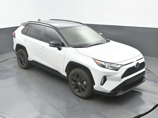 Used 2024 Wind Chill Pearl/Midnight Black Metallic Toyota XSE image 13