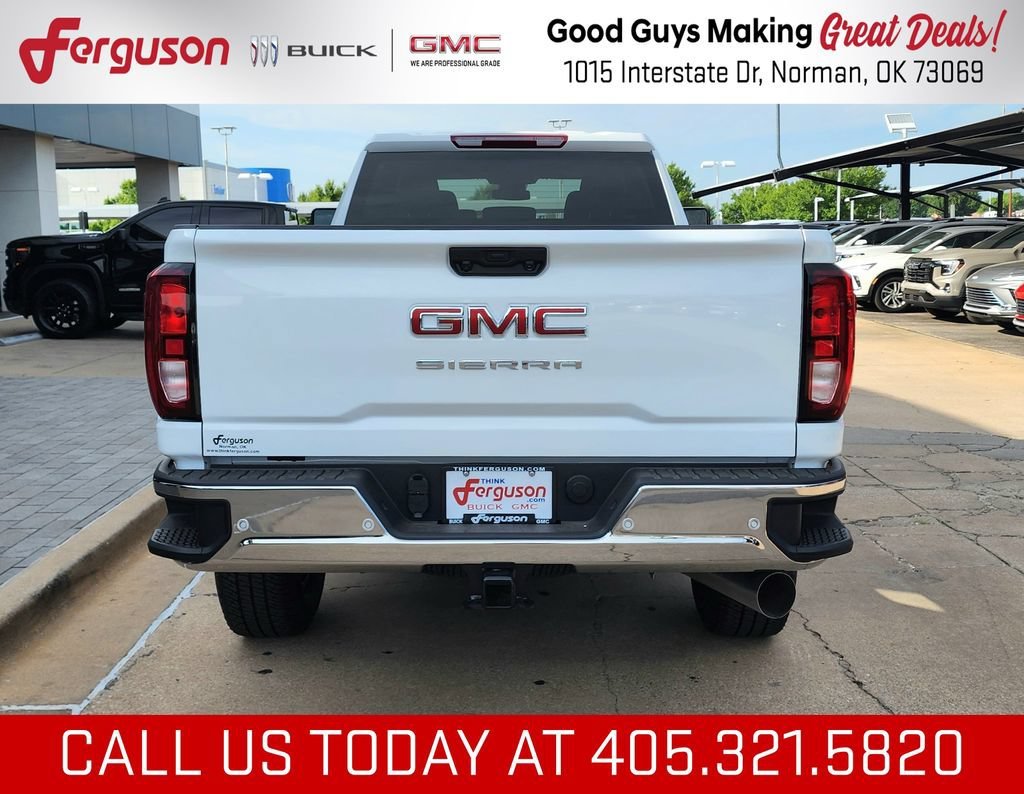 New 2026 Summit White GMC Pro image 4