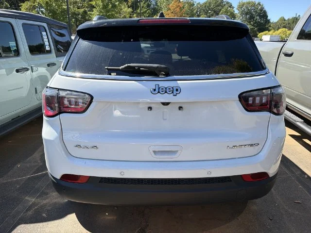 Used 2024 White Jeep Limited image 6