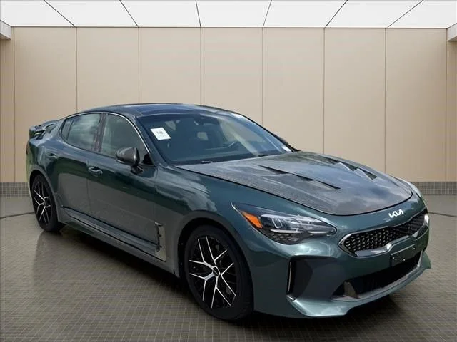 Used 2022 Green Kia GT-Line image 9
