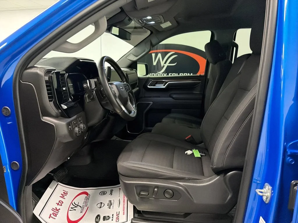 Used 2026 Riptide Blue Metallic Chevrolet RST image 8