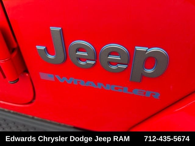 Used 2025 Red Jeep Sahara 4xe image 11