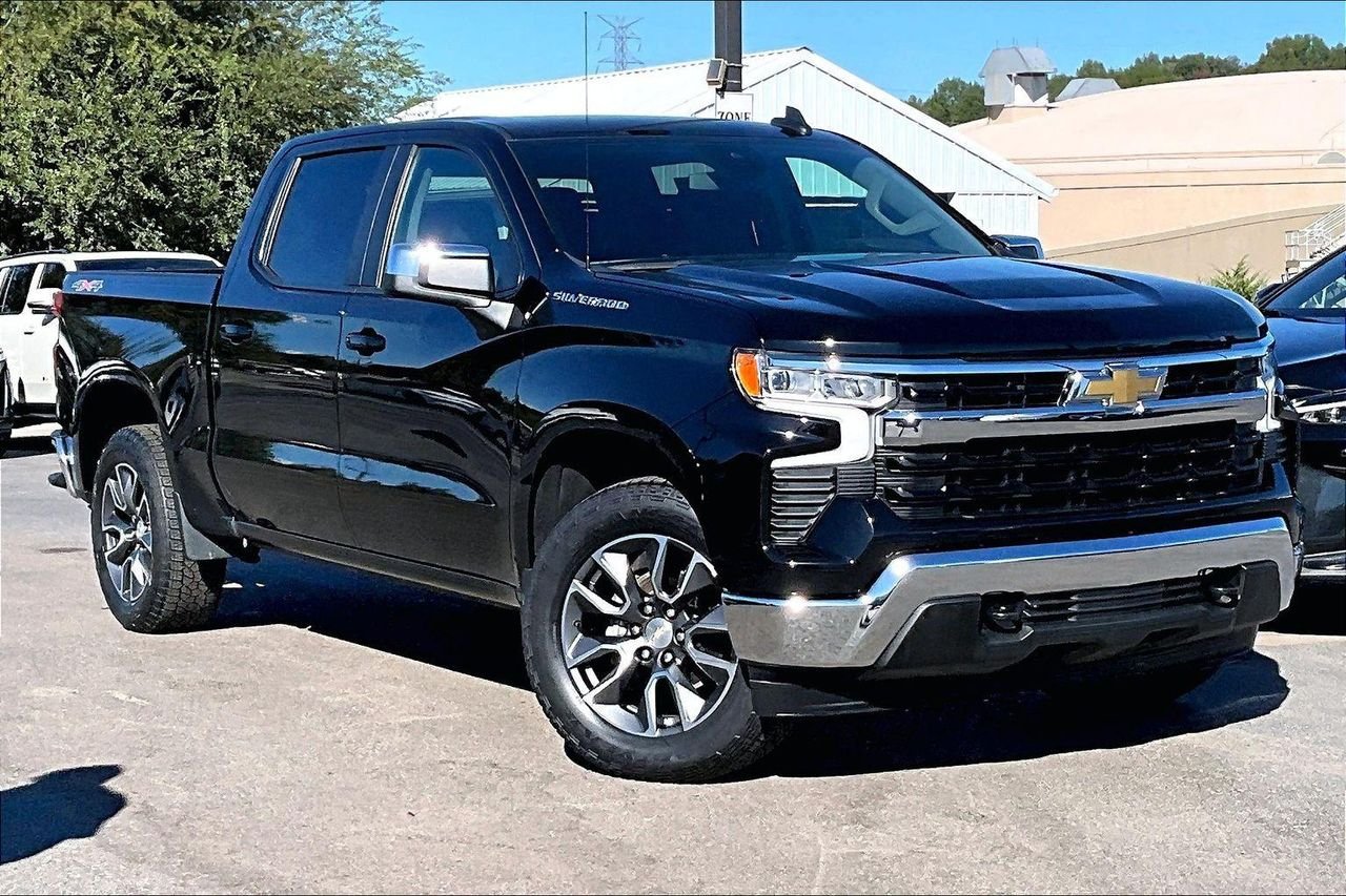 Used 2023 Black Chevrolet 4WD Crew Cab Short Bed LT with 2FL image 37