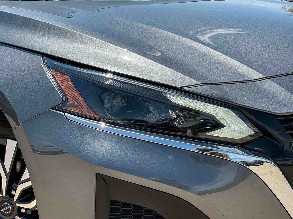 2025 Nissan Altima SV - Photo 10