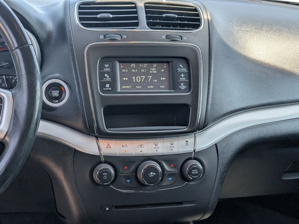 Used 2019 Gray Dodge SE image 17