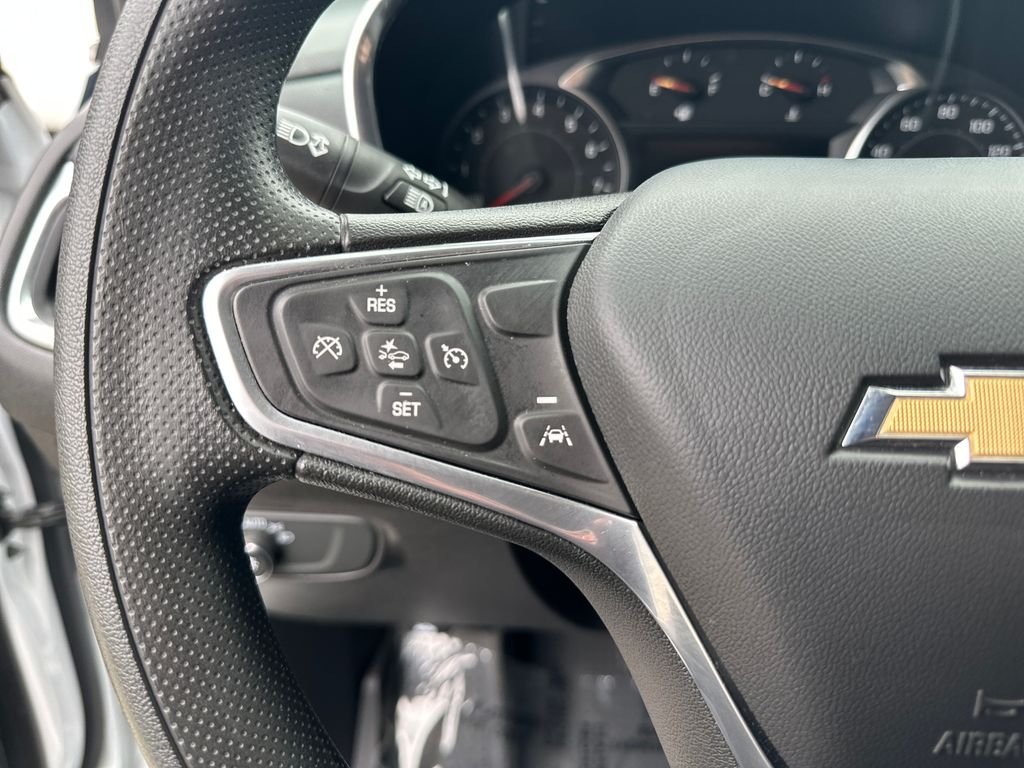 Used 2023 Summit White Chevrolet LT image 19