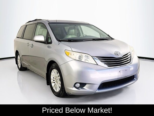 2013 Toyota Sienna XLE