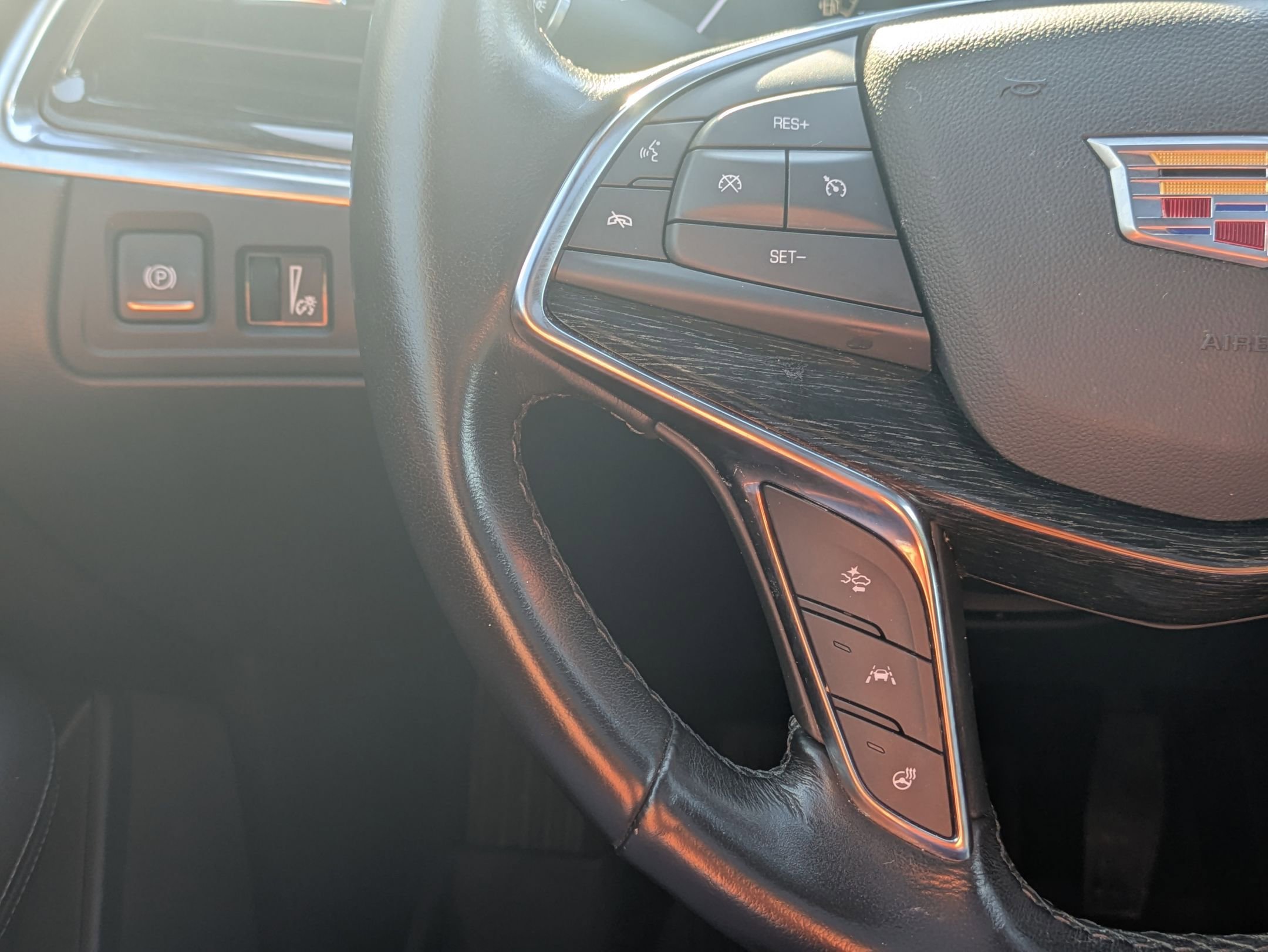 Used 2021 Dark Moon Blue Metallic Cadillac AWD Premium Luxury image 16