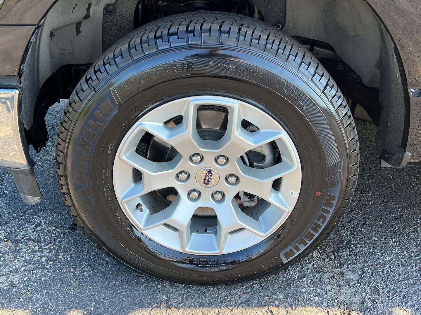 Used 2025 Agate Black Ford XLT image 24