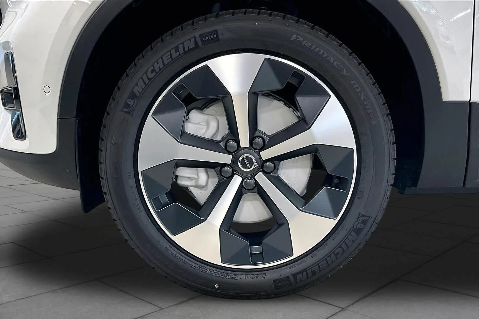 New 2026 WHITE Volvo Plus image 16
