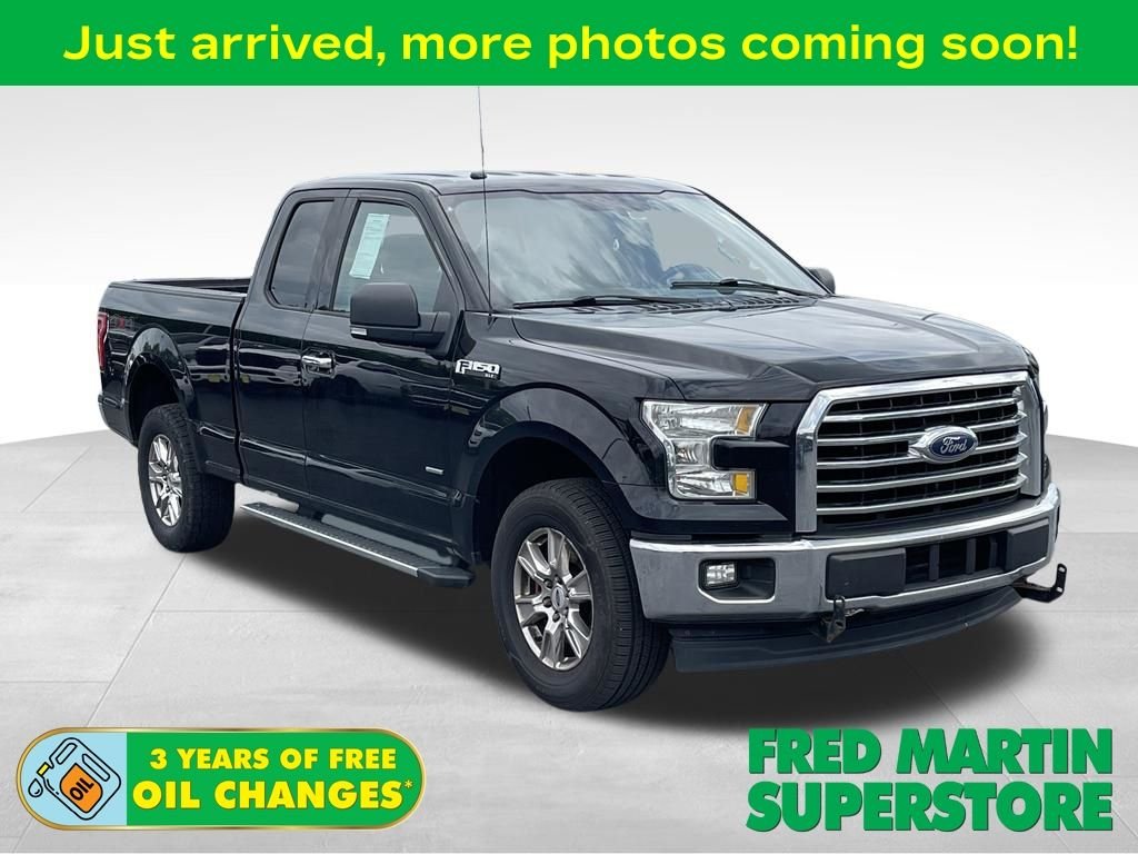 Used 2017 Shadow Black Ford XLT image 1