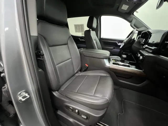 2024 GMC Sierra 1500 SLT - Photo 29