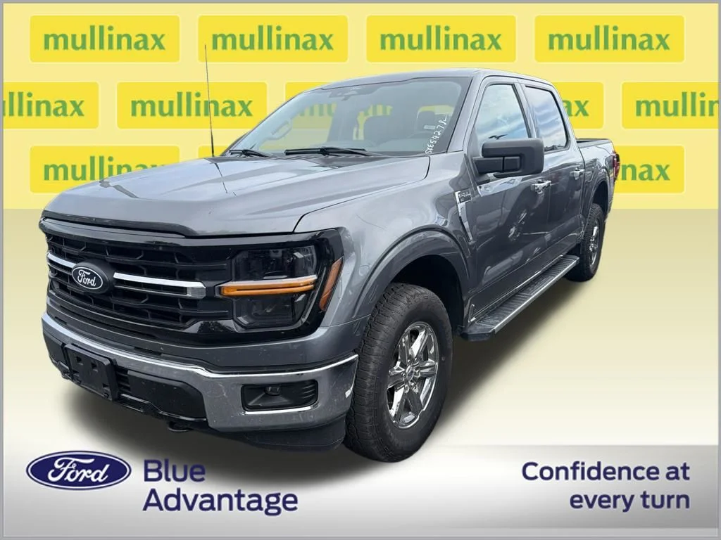 Certified Used 2025 Gray Ford XLT image 2
