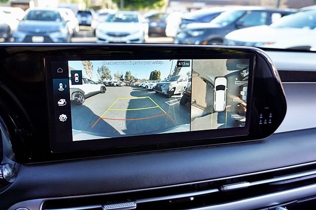 Used 2025 Silver Hyundai SEL Premium image 28