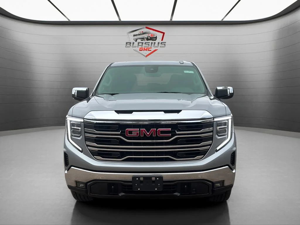 2026 GMC Sierra 1500 SLT - Photo 8