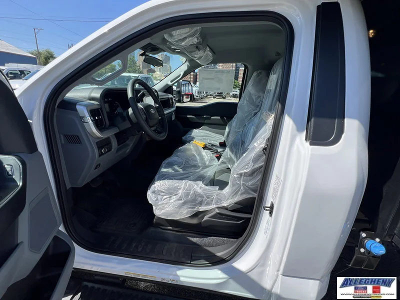 2026 Ford F-550 Super Duty Chassis Cab XL - Photo 12