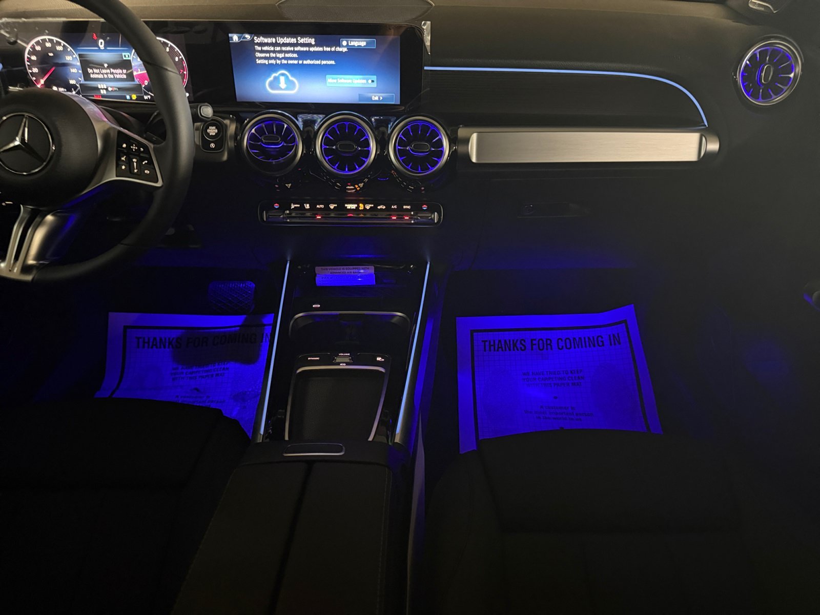 New 2026 Cosmos Black Metallic Mercedes-Benz GLB 250 image 12