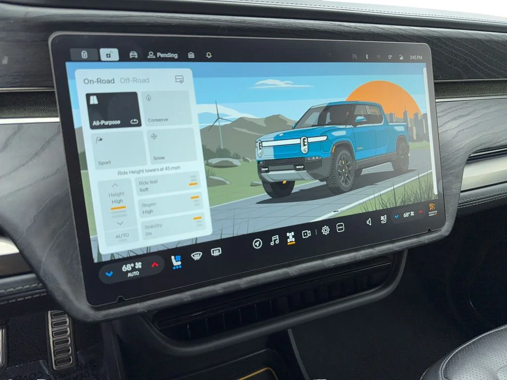 Used 2022 Green Rivian Adventure NAV,CAM,PANO,CLMT STS,BLIND SPOT image 34